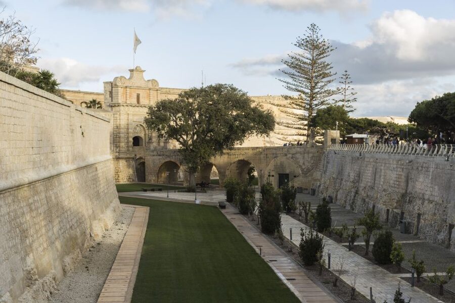 Mdina and Rabat: Guided City Walking Tour - Mdina’s narrow streets and noble palaces