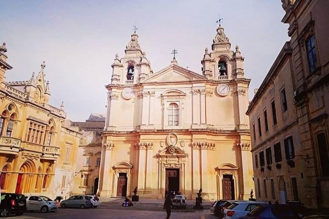 Medina, Rabat and the pastizzi experience - Old law courts and the medieval government