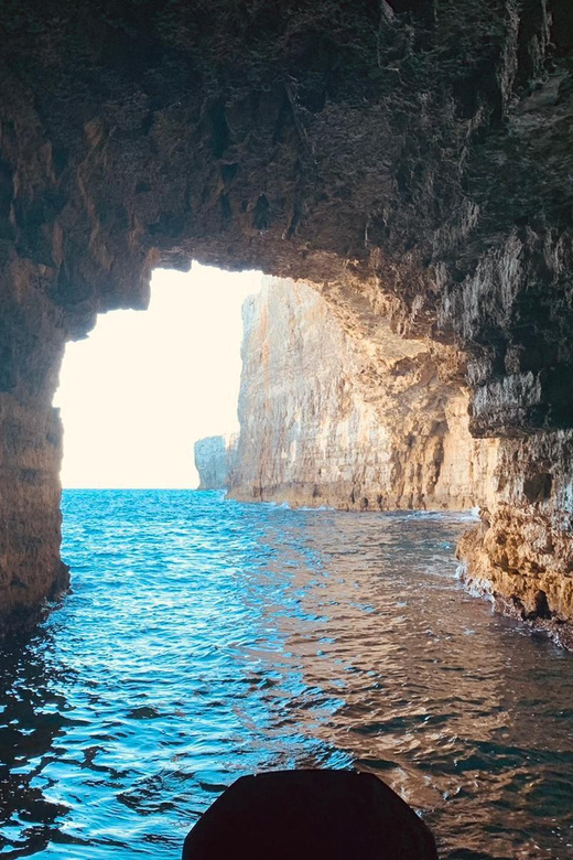 Mellieha: 3:00pm Speedboat round Comino Caves 2h Blue Lagoon - Key details at a glance