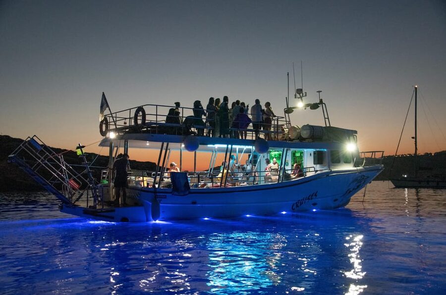 Mellieha: Two Bay Evening Cruise Including The Blue Lagoon - What the two stops offer you