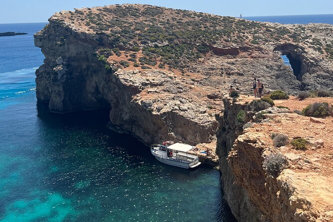 Private Boat Charter Blue Lagoon Crystal Lagoon and Comino - Why a private boat makes sense at Blue Lagoon
