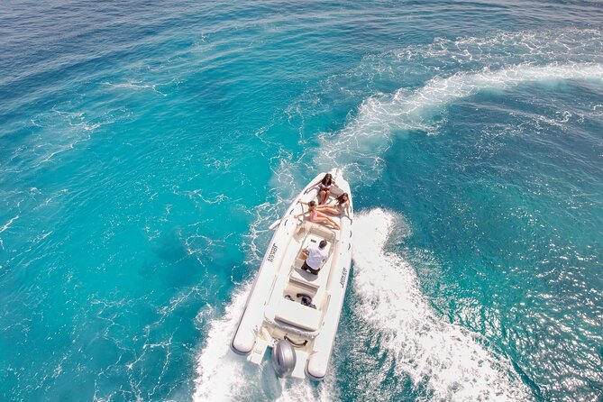 Private Boat Charter Comino, Blue Lagoon, Crystal Lagoon, Gozo - Blue Lagoon: famous, beautiful, and busy in spirit