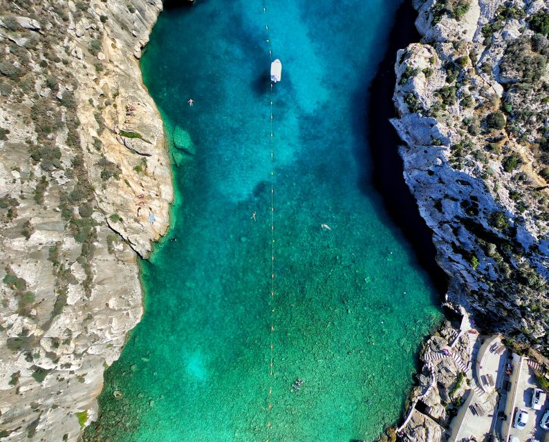 Private Driver to roam the island of Malta (VIP) - Your interests shape the route