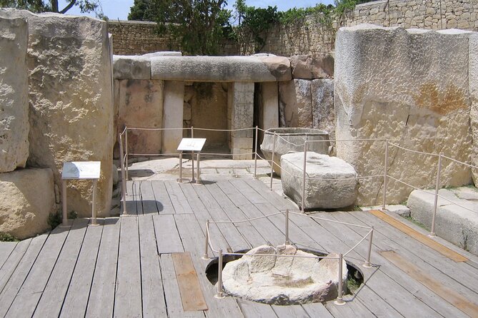 Private Tour in Malta Prehistoric Temples & Mdina - What the private format adds