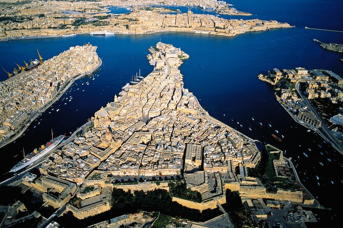 Private Walking Tour of Vittoriosa /3 Cities - Meeting your guide in Cospicua