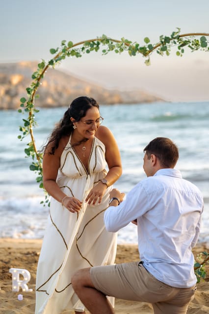 Proposal Photoshoot with Professional Photographer in Malta - What the photo style seems to prioritize
