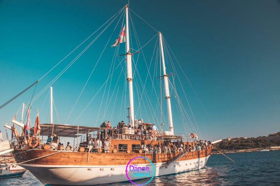 Sliema: Sailboat Party with an Open Bar, Food, and Swimming - The open bar and what it really includes