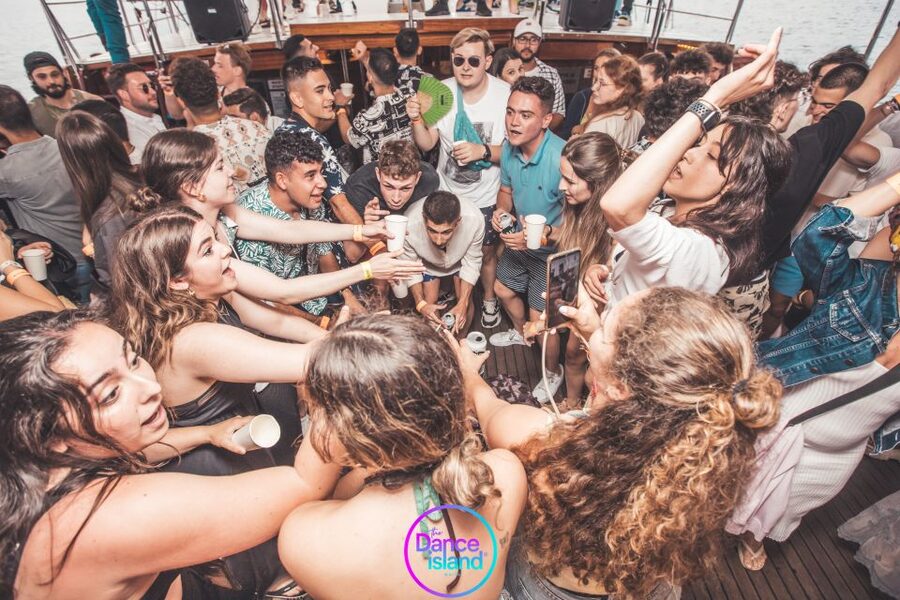 Sliema: Sailboat Party with an Open Bar, Food, and Swimming - Who will enjoy this most?