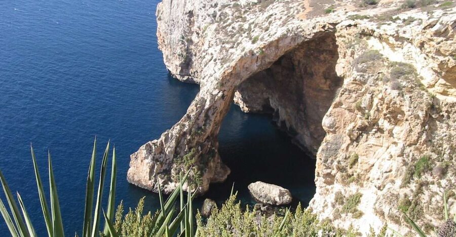 Southern Malta: Blue Grotto, Hagar Qim, and Marsaxlokk Tour - Marsaxlokk brings Malta down to the harbor