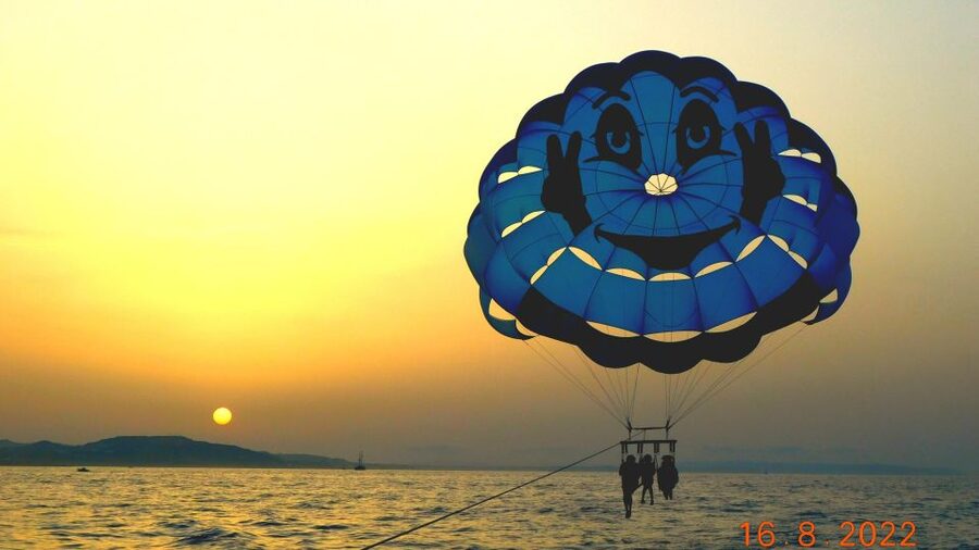 St. Julian's: Parasailing in Malta with Photos and Videos - Photos and video included in the price