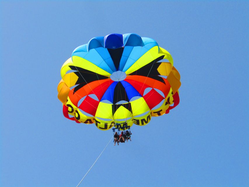 St. Julian's: Parasailing in Malta with Photos and Videos - What the crew does well