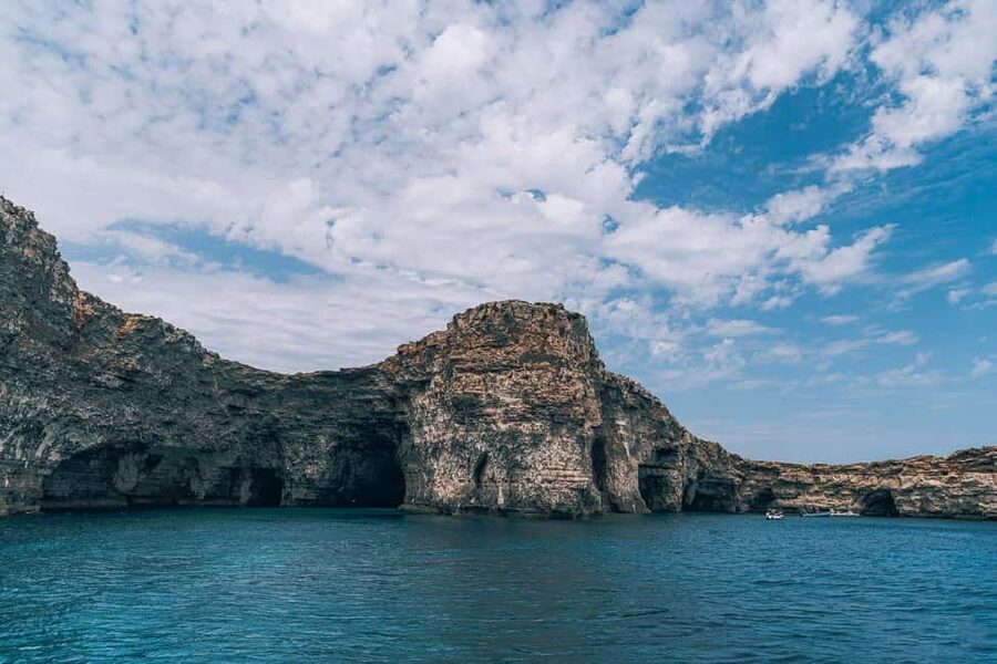 St Pauls: Gozo & Comino Islands, Blue Lagoon & Seacaves Tour - Blue Lagoon, Comino: beautiful water and limited time