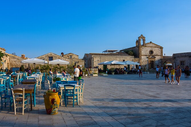 Syracuse and Marzamemi Sicily Tour - Ortigia and the cathedral square