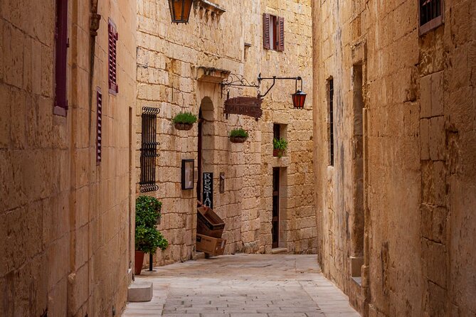 The Food & History Private Tour of Malta - Weather and changes to the plan