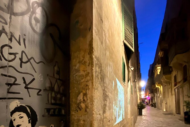 The Original Valletta Ghost Tour - Teatru Manoel and the haunted theater box