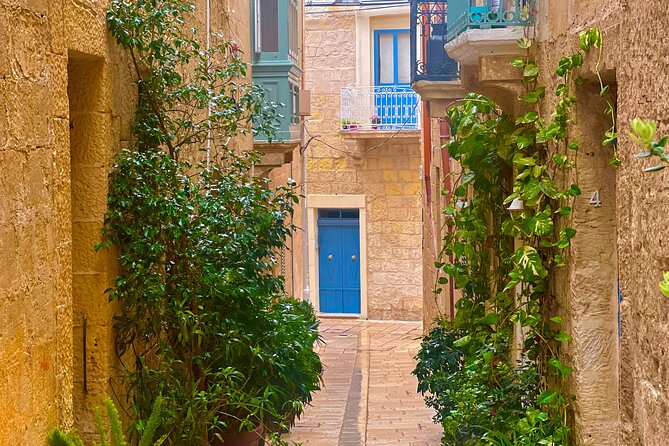 Three cities walking tour incl. entrance to Inquisitor's palace - Auberge d’Angleterre and Birgu’s main square