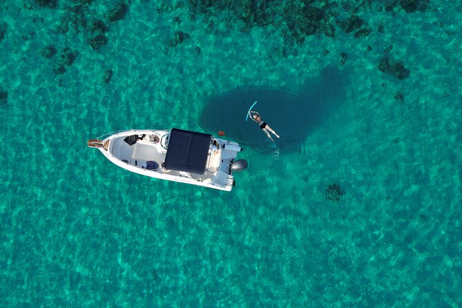 Tour in Malta Boat Charter to Comino and Gozoand Blue Lagoon - Blue Lagoon: famous, photogenic, and busy