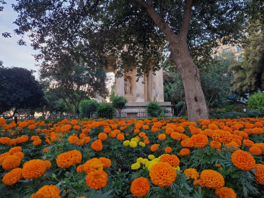 Valletta: City Walking Tour in a Small Group - Why a walking tour suits Valletta