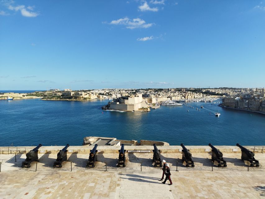 Valletta: Guided City Walking Tour - Entering Valletta’s historic center