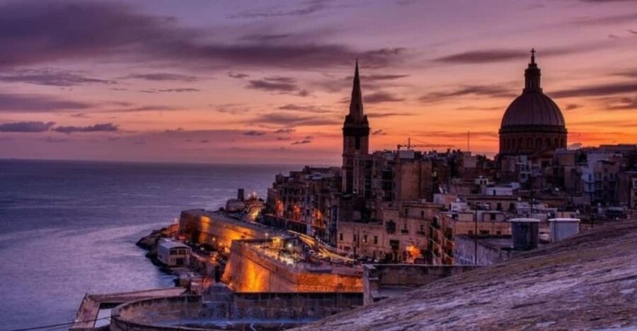 Valletta: Guided Walking Tour - Upper Barrakka Gardens and the big payoff