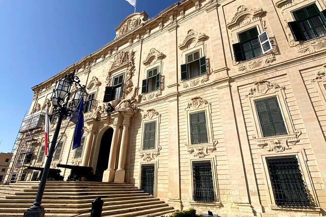 Valletta Private Walking Tour - Finishing at the Lower Barrakka Gardens