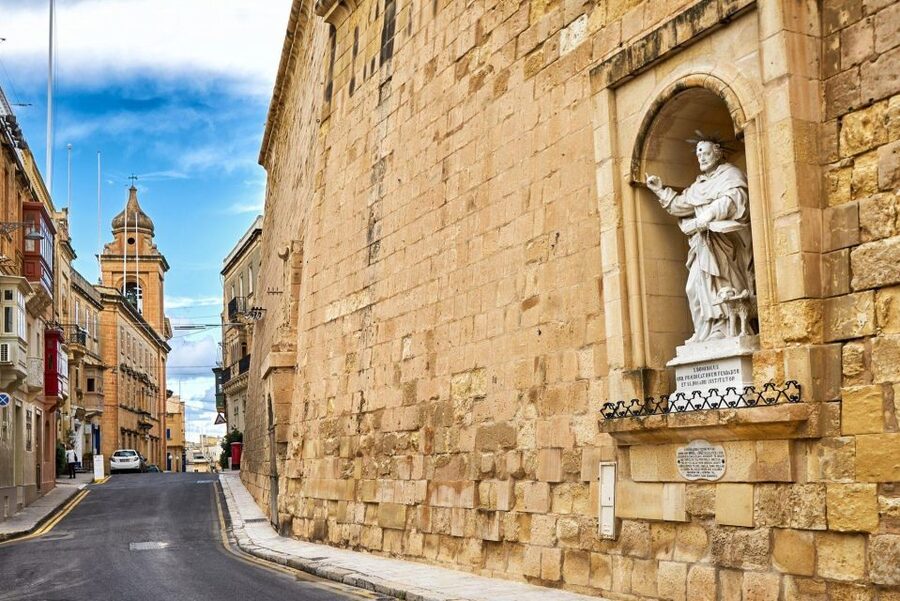 Valletta: Self-Guided Historical Walking Tour (Audio Guide) - Why Valletta works so well as a self-guided walk
