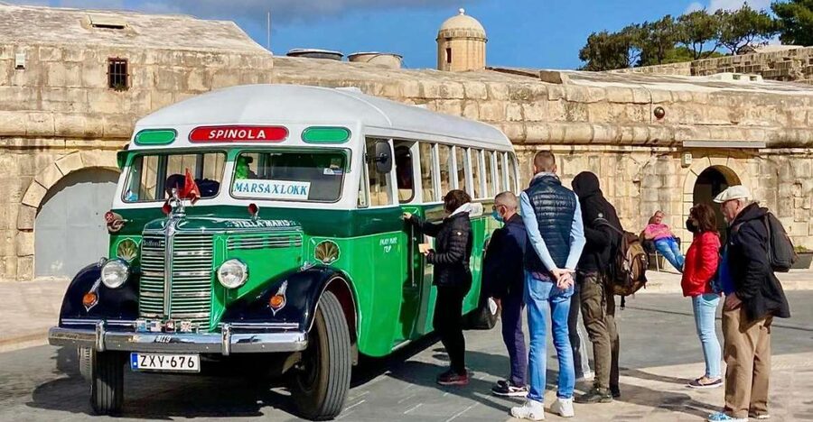 Valletta: Sunday Vintage Bus to Marsaxlokk - Why the old Maltese bus is worth your time