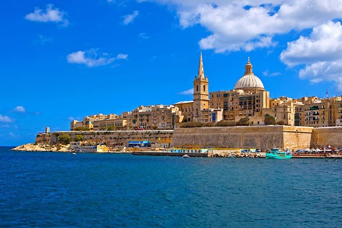 Valletta (UNESCO) guided tour, Malta Experience (included), Cathedral (optional) - A useful first look at Valletta from Upper Barrakka Gardens