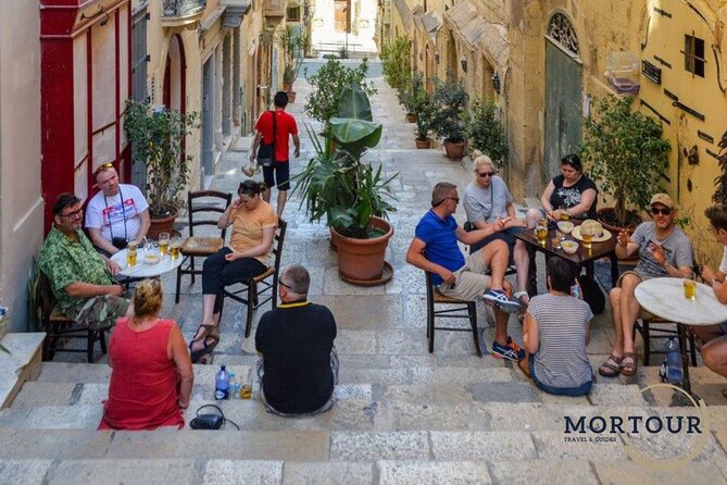 Wonderful Valletta, gastronomy, art, and history in the Mediterranean - Starting at Victoria Gate, Valletta’s practical front door
